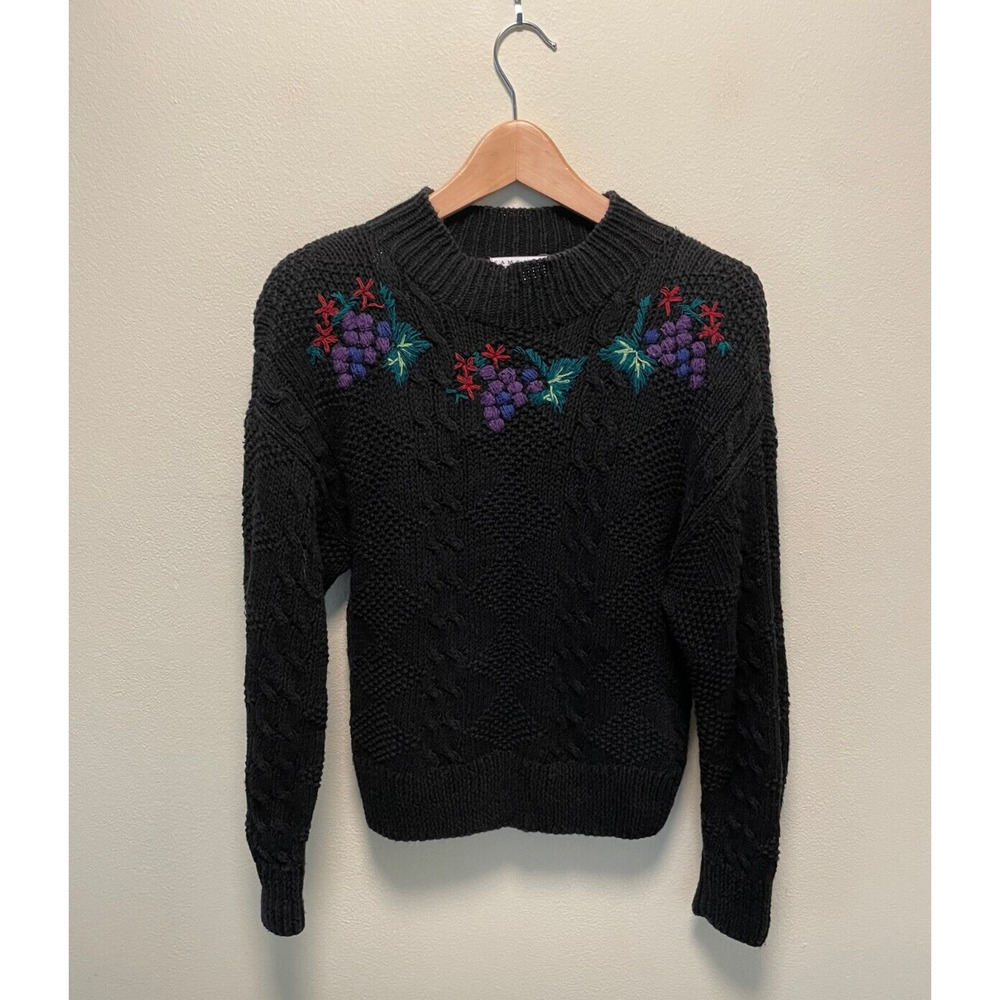 Vintage Cambridge Women Sweater Petite Small Black Floral Embroidered Grannycore